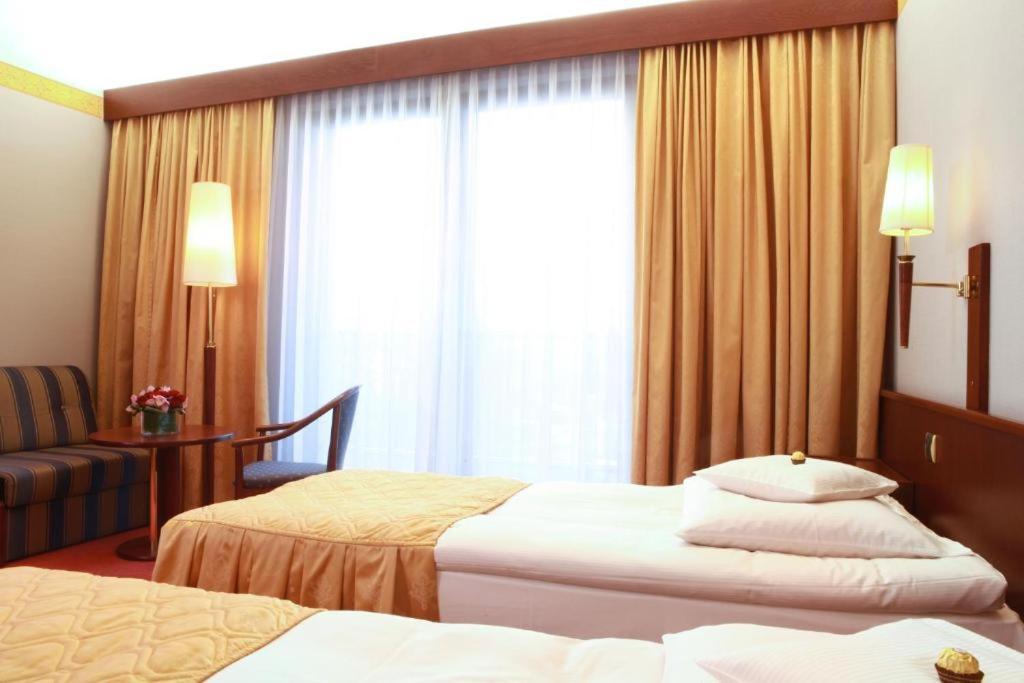 Parkhotel Vienna Hotel
